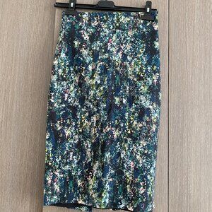 Abstract Floral Print Midi Pencil Skirt – Green & Blue